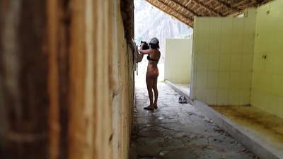 kamera mata-mata pada rekan universitas spanyol